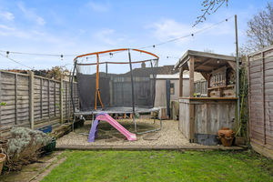 Photo 19- click for photo gallery